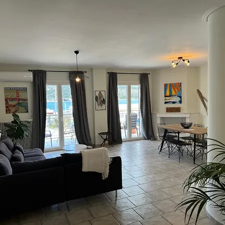 Athena's Sea View * Аргостолион
